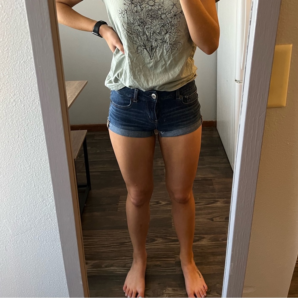 American Eagle- Jean Short- Low Rise